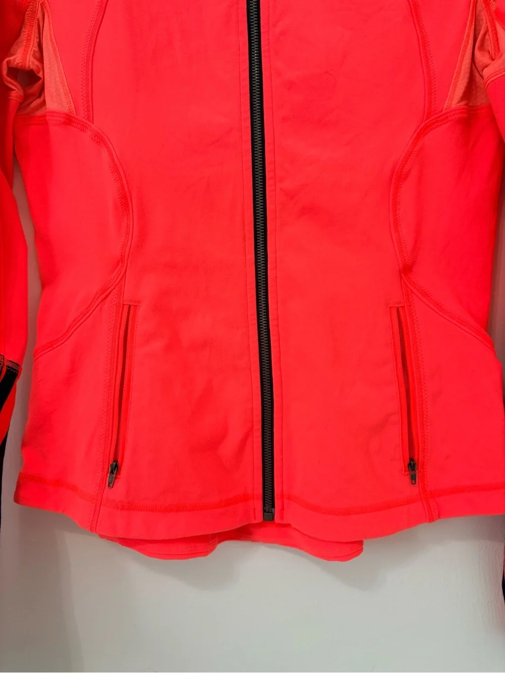 Lululemon Forme Jacket Sz 10 Light Flare Inkwell EUC - Picture 5 of 13